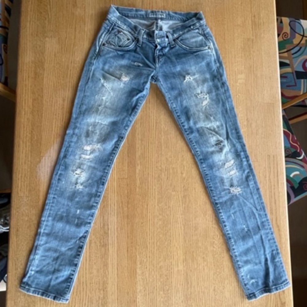 LEE WOMEN’S  LOW RISE SKINNY JEANS   W25 L31 “Lynn” Narrow Fit, Distressed Look